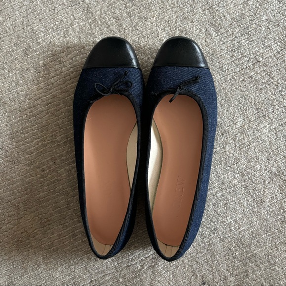 $148 J Crew Zoe Cap Toe Ballet Flats Denim & Black 9 ss24 - Picture 3 of 6